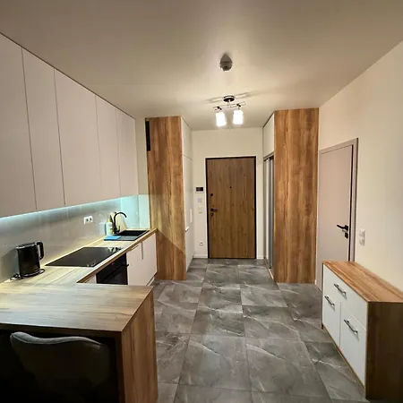 Apartment New Cozy In A Gated Complex In Wola